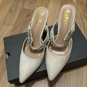 LULUS HEELS SIZE 8.5